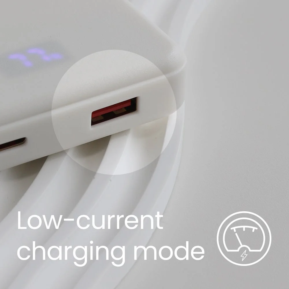 白いモバイルバッテリー、低電流充電モード