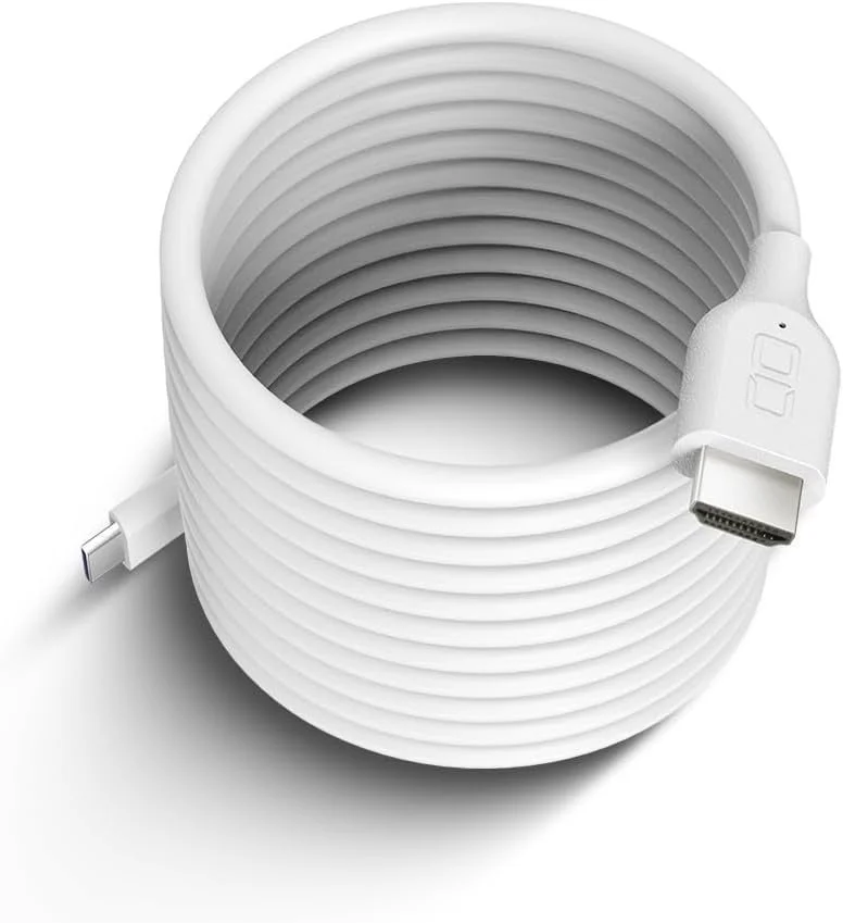 白いHDMI-USB-C変換ケーブルが綺麗に巻かれた状態で置かれています。様々なデバイスの接続や充電に適したケーブルです。