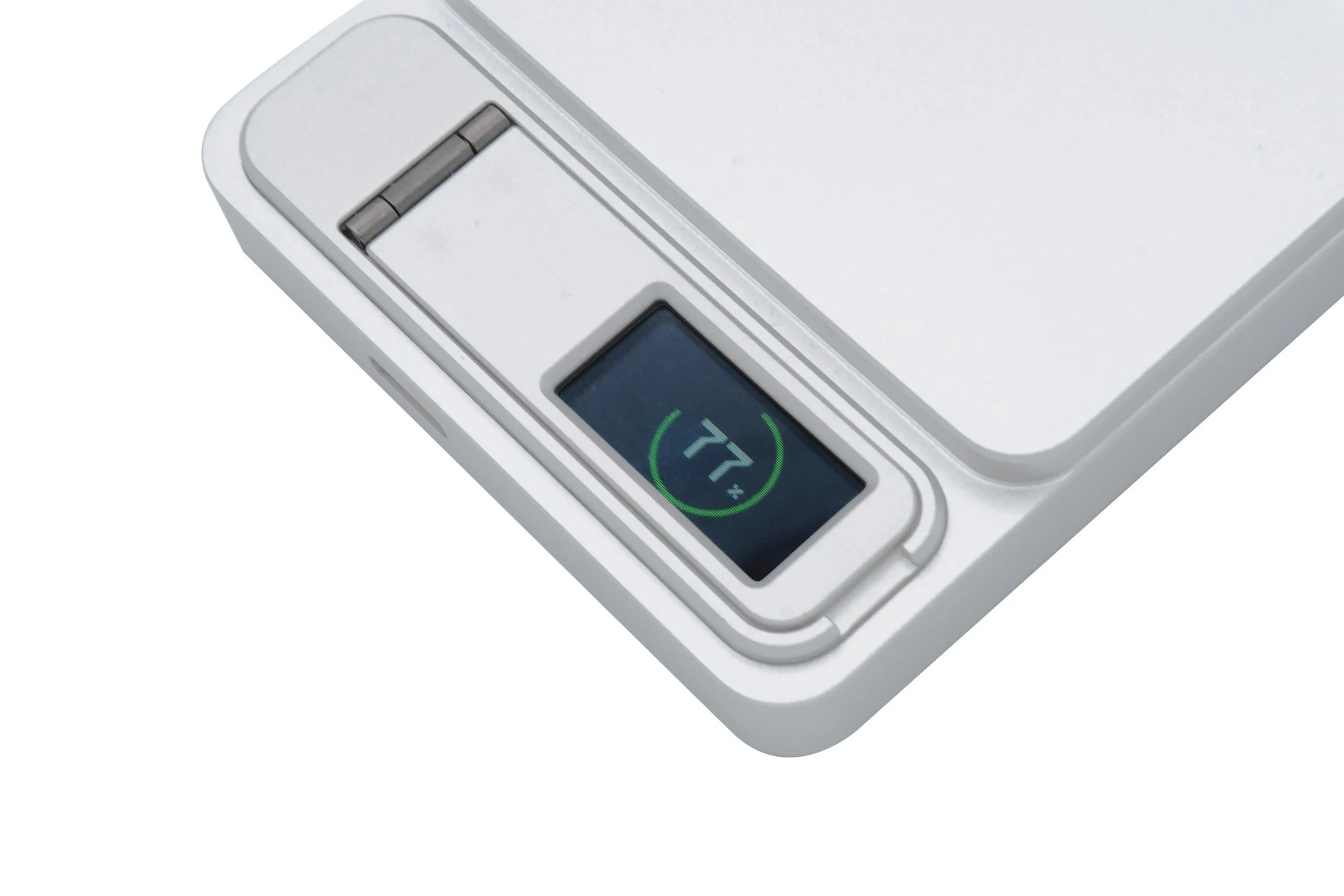 Element Metal Power Bank 8000のディスプレイ表示